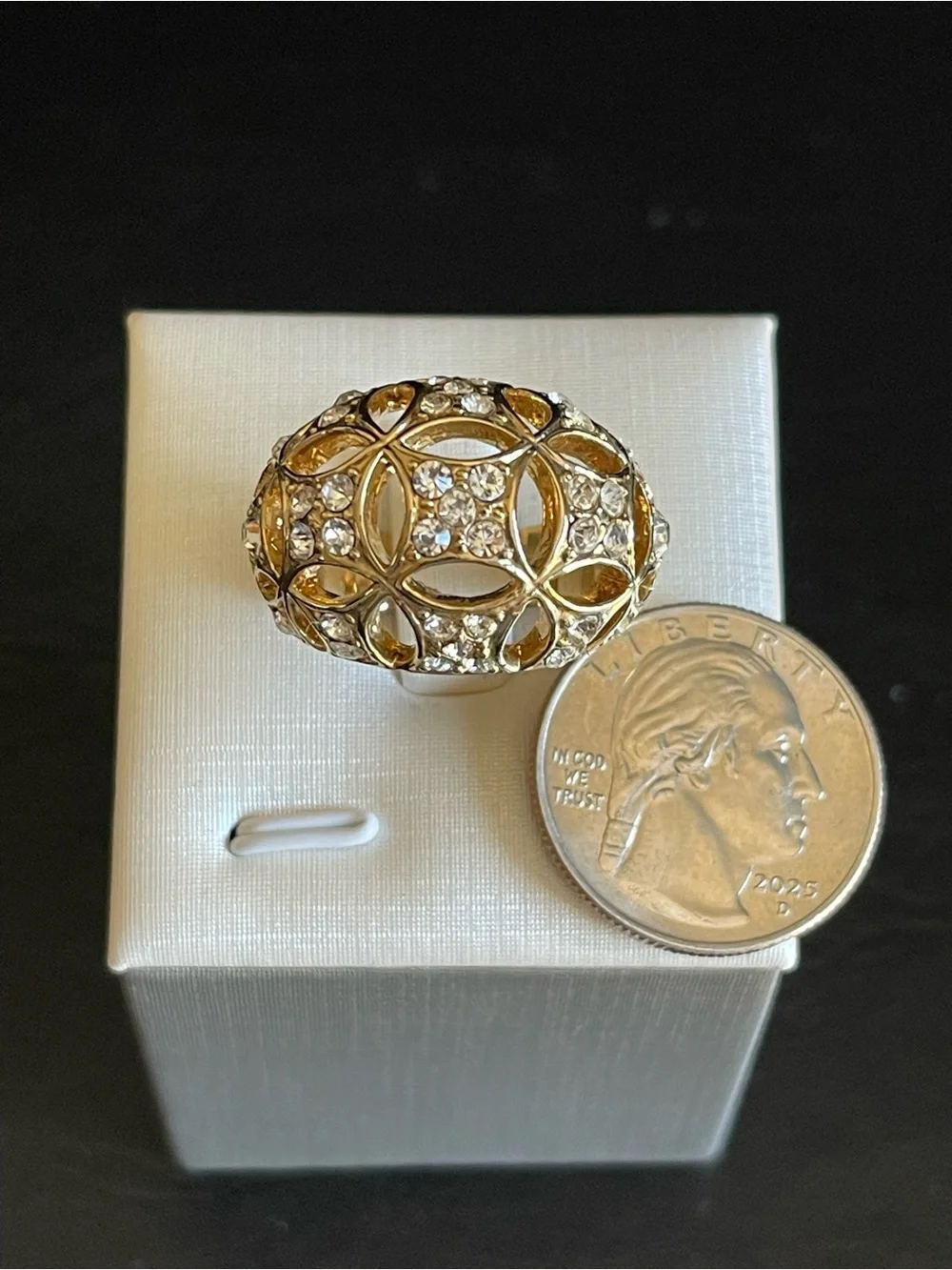 Vintage Gold-Tone rhinestone Dome Ring .
